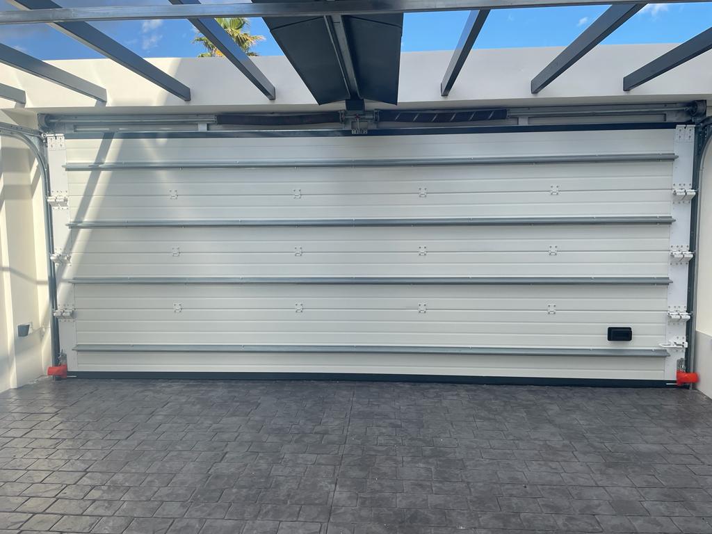 Pavimentos - Photo 2